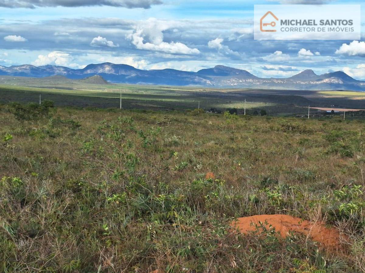 Fazenda Mucugê, Chapada Diamantina, 23 hectares, estrada para Boninal, na margem da rodovia 245, poco artesiano grande vazão, ideal para plantio, top!